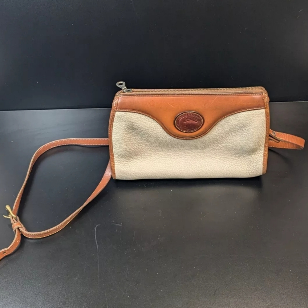 DOONEY & BOURKE All Weather PEBBLE Leather Taupe Shoulder Bag Crossbody Purse
